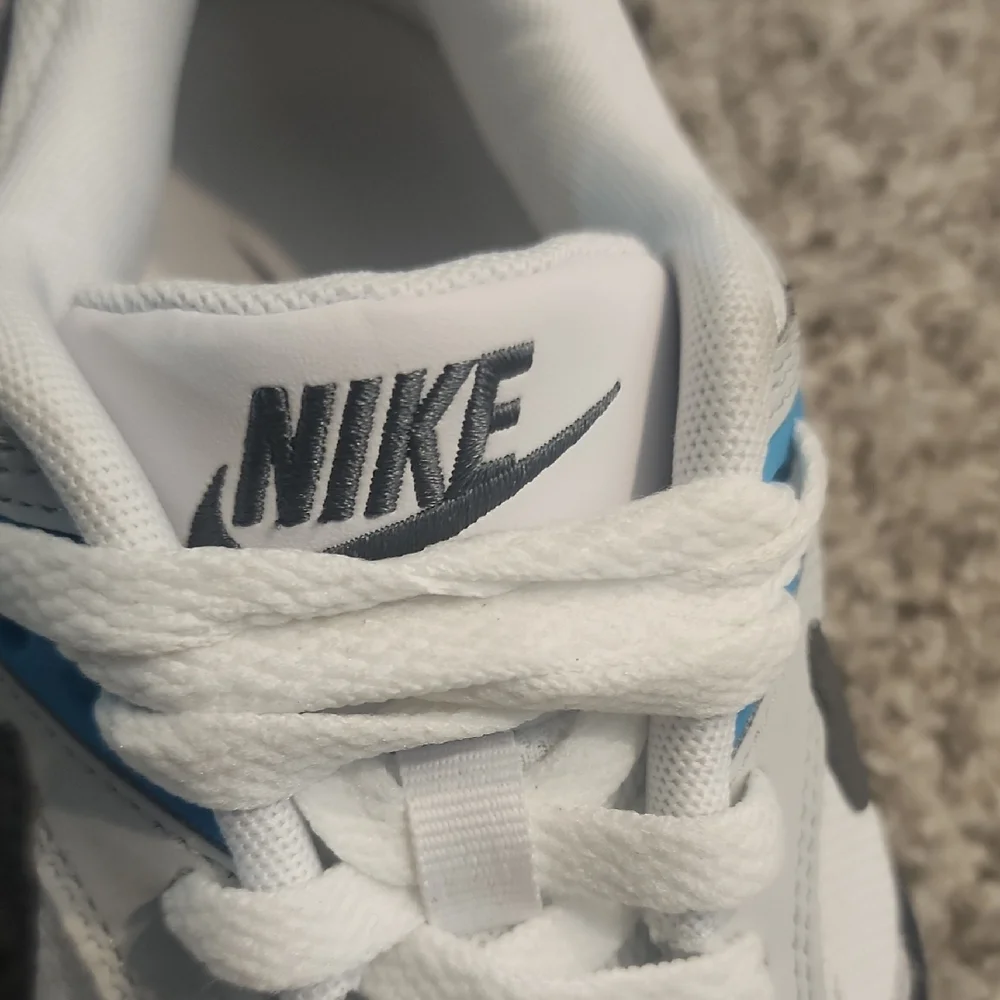 Nike Airmax Correlate Kids' White & Purple Sneakers
